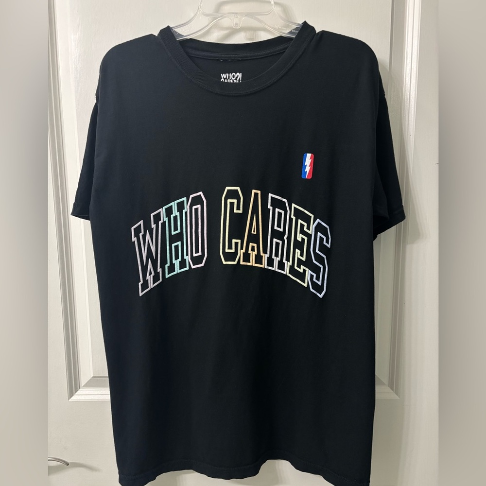 Who Cares Medium Tee